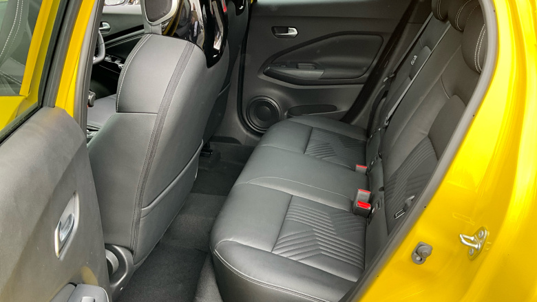 Nissan Juke 1.0 DiG-T Tekna 5dr DCT Petrol Hatchback